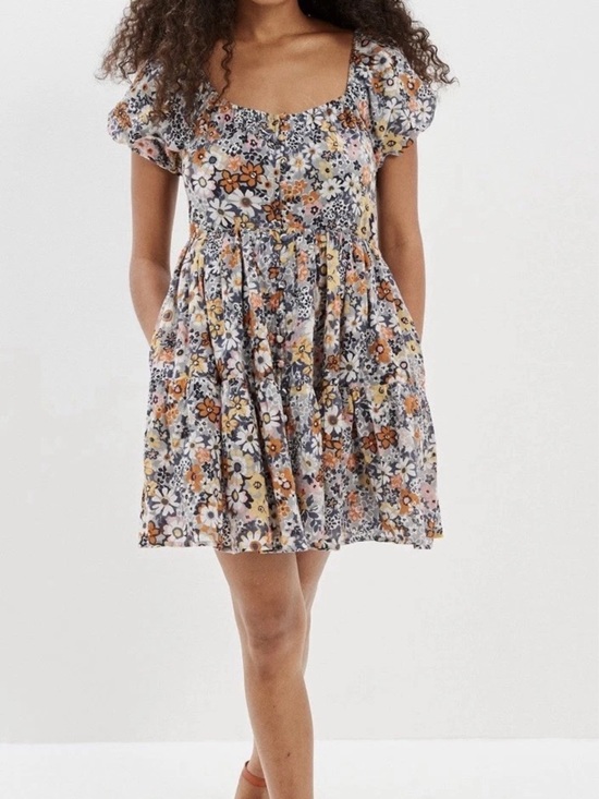 American Eagle Outfitters Dresses & Skirts - American Eagle Outfitters Floral Puff-Sleeve Mini Dress in White, Orange, Yellow